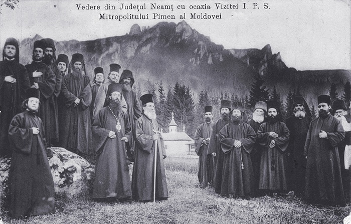 /Toponimie/carpati_ceahl__ul_v__zut_din_dur__u_cca._1910.jpg