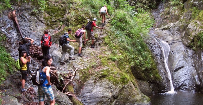 /balaceala/009_cascada_2.jpg
