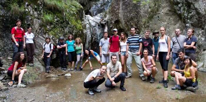 /balaceala/025_cascada_5_-_poza_de_grup.jpg