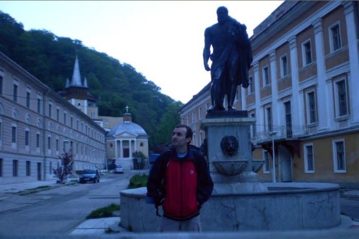 /cernei/003_pif_si_hercule.jpg