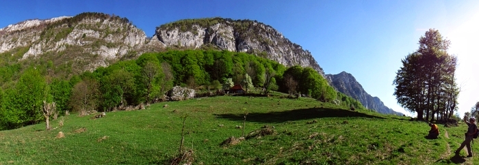 /mehedinti/ziua_3_-_28_poiana_de_sub_cheile_tamnei.jpg