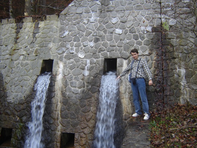 /Bucegi/eu_in_cheile_pelesului.jpg