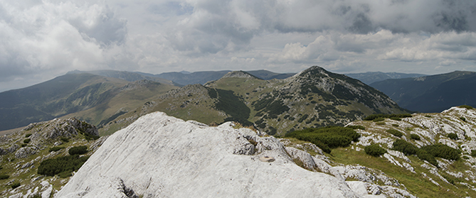 /Meridionali/121_panorama_catre_godeanu.jpg